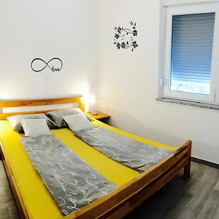 Dvorska Apartment